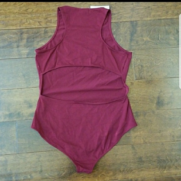 L.A. Hearts Large Bodysuit - Picture 2 of 5